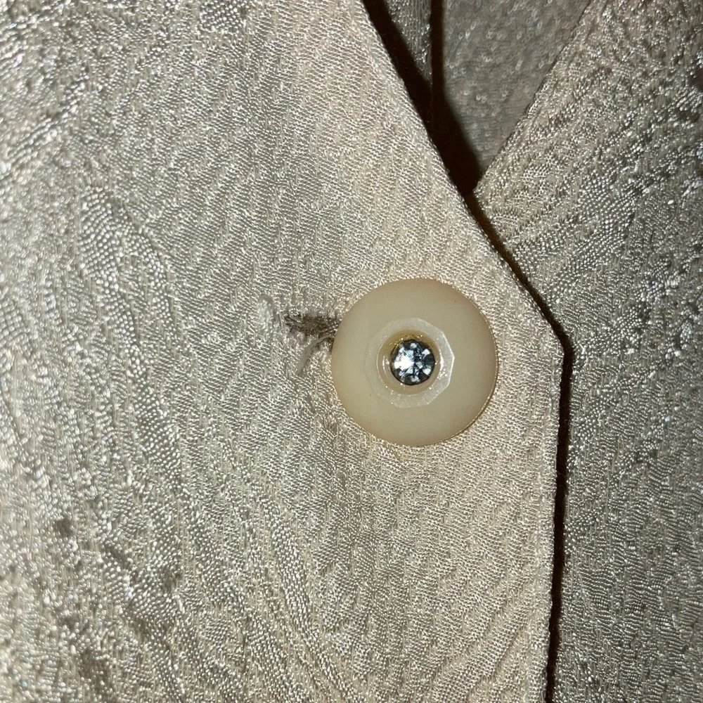 Vintage Sophisticate 80s party dress, ruffle sleeve, flounce hem, cream beige - Picture 10 of 14